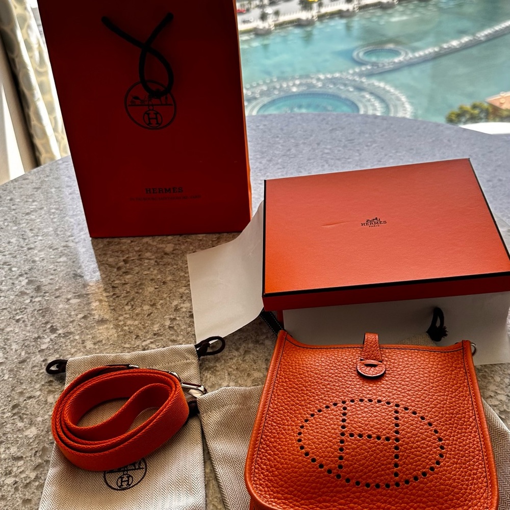 Hermes mini Evelyne .Brand new - Picture 4 of 7